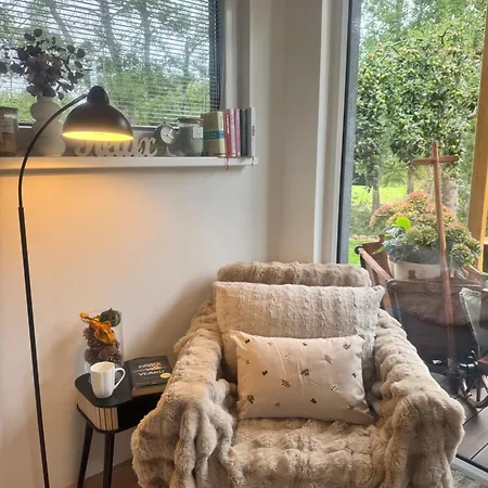 Apartment In Roztiezi