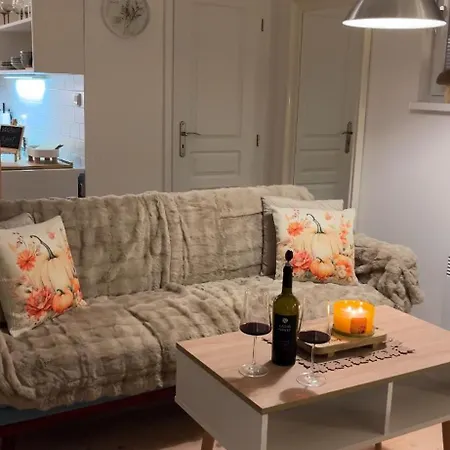In Roztiezi Apartment