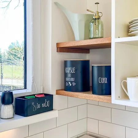 Apartamento In Roztiezi