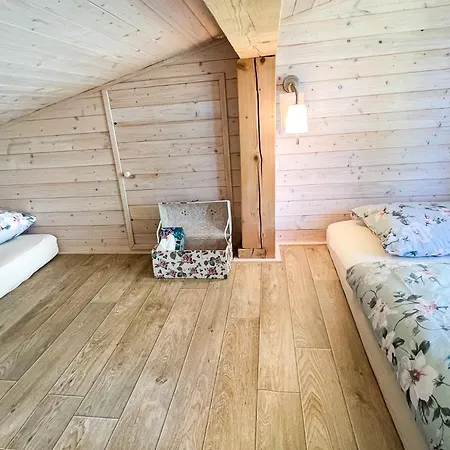 In Roztiezi * Roztez