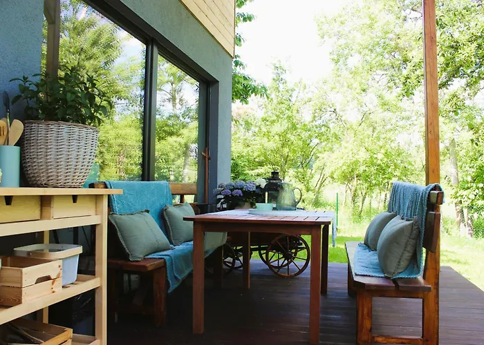 Apartment In Roztiezi